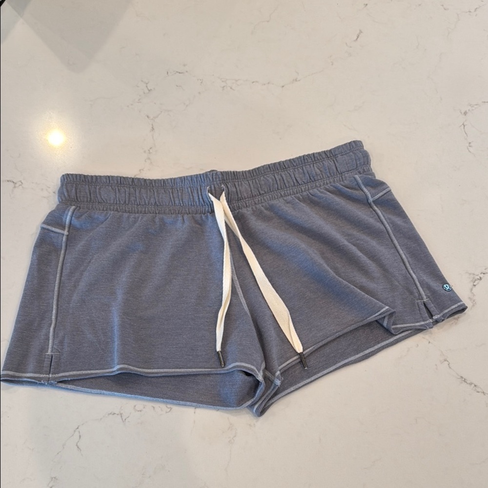 Lululemon Women's Gray Comfy Casual Shorts